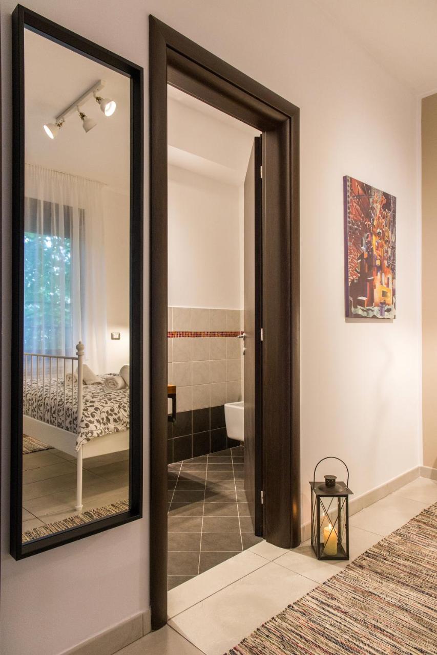 One Love Metropolitan Apartment Bukarest Exterior foto