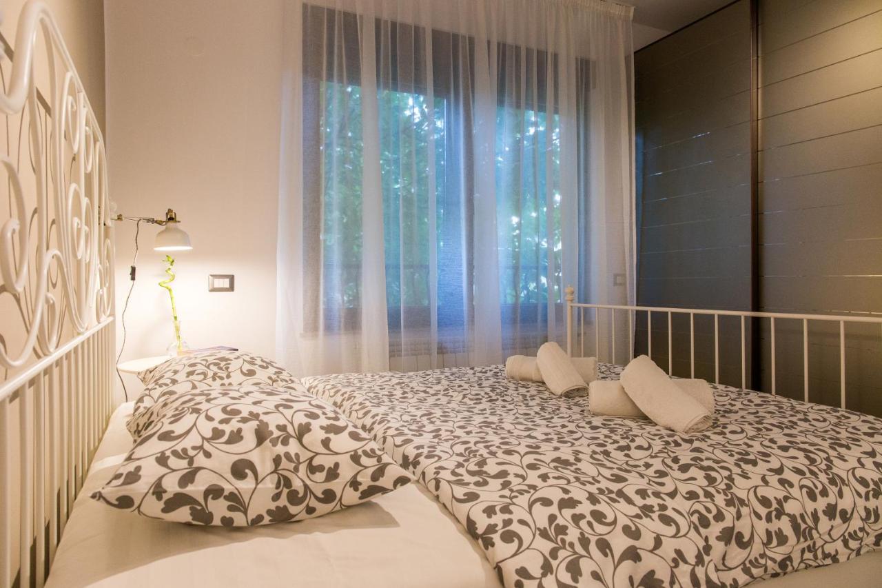 One Love Metropolitan Apartment Bukarest Exterior foto