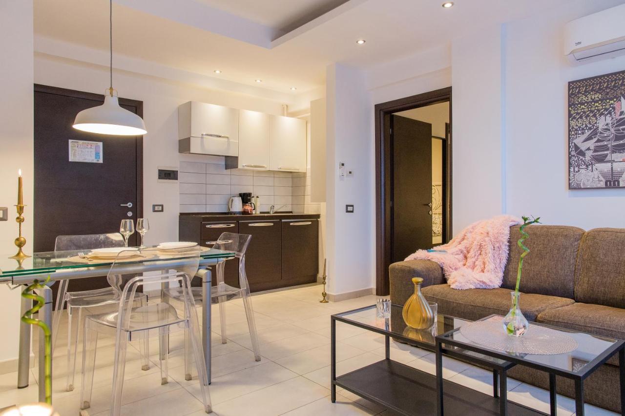One Love Metropolitan Apartment Bukarest Exterior foto