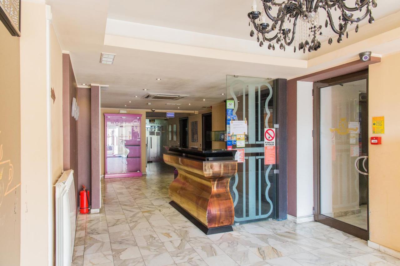 One Love Metropolitan Apartment Bukarest Exterior foto